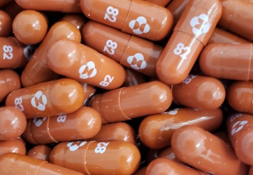 Заявка на одобрение таблеток от COVID направлена в FDA