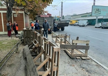 Новый рейд: напротив "Южного" рынка в Одессе разогнали стихийных торговцев