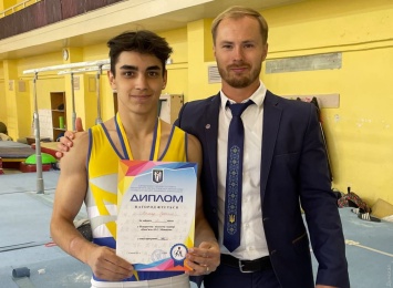Юный одесский гимнаст завоевал серебро на всеукраинских соревнованиях