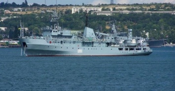 Корабль ВМС Украины терпит бедствие в Черном море - детали