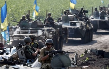 Поздравления политиков и руководства армии с Денем защитников и защитниц Украины