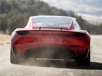 Tesla откладывает выпуск моделей Roadster Semi и Cybertruck