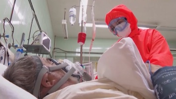 В России почти тысяча умерших от COVID-19 за сутки