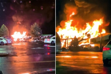Партия новых Chevrolet Corvette C8 сгорела прямо возле завода GM (видео) | ТопЖыр