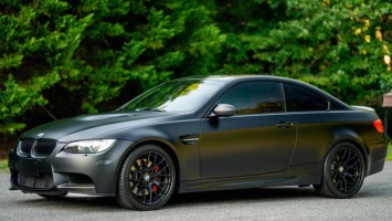 На аукцион выставлено крайне редкое и очень черное купе BMW M3