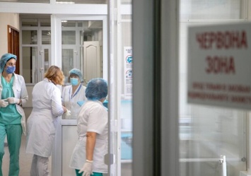 На грани "красной" зоны: в больницах Киева уже занято 70% мест