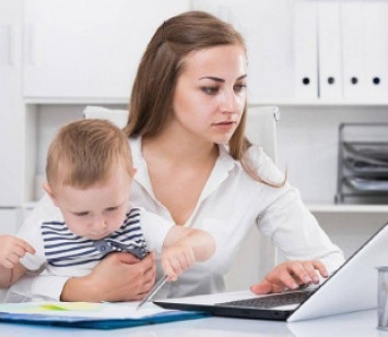 Молодая мать избрала интернет-мошенничество источником своего дохода