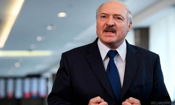 Лукашенко назвал вакцину, которой согласен привиться от COVID-19