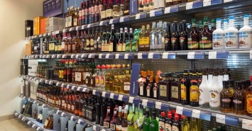 Эксперты оценили инициативу повысить стоимость алкоголя в Украине