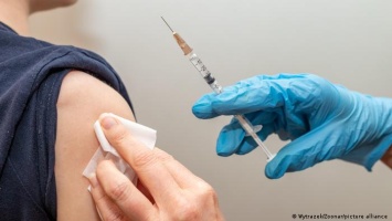 Вакцина Pfizer на 90% эффективна среди детей и подростков