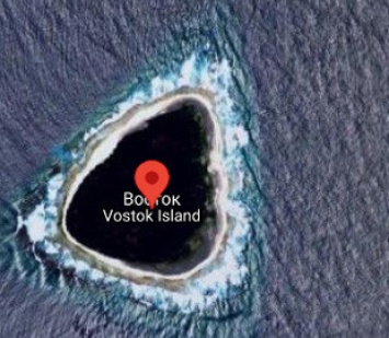 В Google Maps нашли "черную дыру" посреди океана