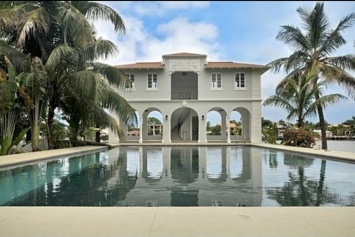 Жители Майами спасли от сноса роскошный особняк гангстера Аль Капоне