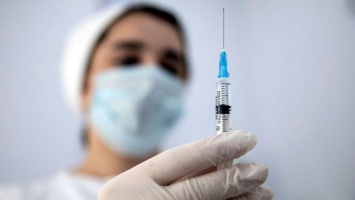Увеличение перечня профессий для обязательной вакцинации согласовал Минздрав