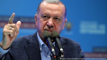 Эрдоган идет на обострение с Западом. СМИ ФРГ о скандале с послами