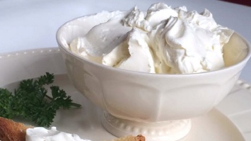 Готовим сливочный сыр в домашних условиях: рецепт крем-чиза "Филадельфия" всего из двух ингредиентов