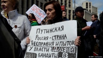 Комментарий: В тюрьмах России пытают, а силовики ищут разоблачителей