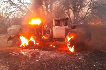 Террористы обстреляли из артиллерии Трехизбенку, повреждены 5 домов (ФОТО)