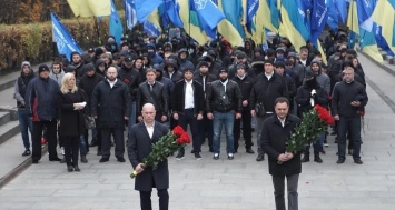 «Оппозиционная платформа - За жизнь» чествует воинов-освободителей и проводит акции памяти из подвига по всей Украине
