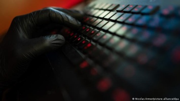 СМИ: Полиция ФРГ нашла хакера из РФ, вымогавшего миллиарды