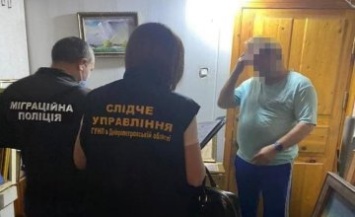 За изготовление и сбыт детской порнографии арестован 58-летний житель Днепра