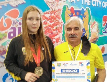 Нина Карпенко из Николаева - бронзовая медалистка чемпионата Европы U-18 по боксу