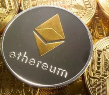 За три месяца в мире "сожгли" Ethereum на $2,5 млрд: что ждет криптовалюту дальше