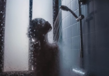 Захотелось "клубнички": студент КПИ установил камеру в женском душе общежития