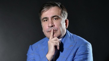 Саакашвили на вертолете вывезли из тюрьмы
