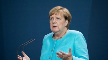 Меркель созвонилась с Путиным: о чем говорили политики