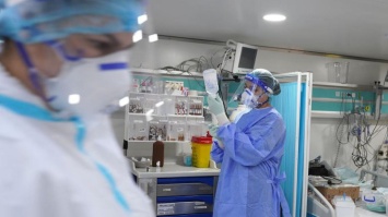 "Мы не выдерживаем": врачи в Ривне бьют тревогу из-за коронавируса