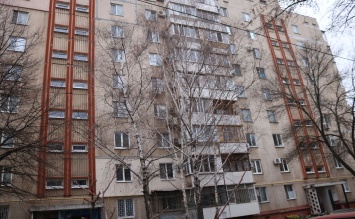 В спальном районе Запорожья пенсионер спрыгнул с седьмого этажа