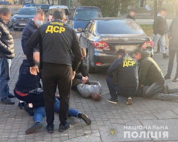 На Львовщине "на горячем" задержали банду "серийных домушников"