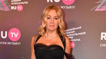 &34;На веник похоже&34;: платье Рудковской с бала Tatler раскритиковали