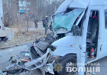 Подробности ДТП с маршруткой и грузовиком в Запорожье