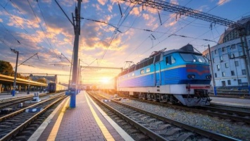 «Укрзализныця» ускоряет 50 поездов (ГРАФИК)