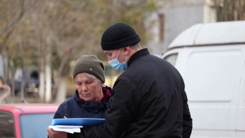 На Намыве в Николаеве собирали подписи против завода-загрязнителя "Экотранс" (ФОТО)