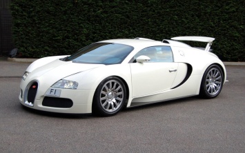 Украинец запатентовал световые номера на стекле Bugatti и не только | ТопЖыр