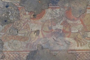 Найдена уникальная римская мозаика