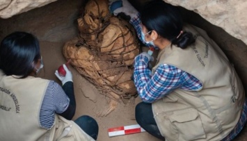 В Перу нашли 800-летнюю мумию (фото)