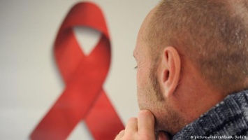 ВИЧ - вирус, который не удалось побороть и за 40 лет