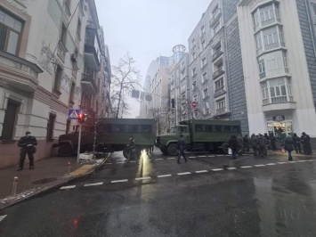Центр Киева перекрыли в ожидании протестов и переворота (ФОТО, ВИДЕО)