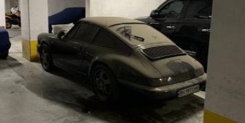 Почти Дубай: в Украине обнаружили заброшенный Porsche 911