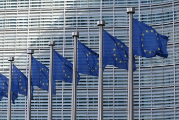 Еврокомиссия оштрафовала пять крупных банков на 344 млн евро за валютный сговор