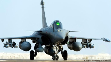 ОАЭ купят у Франции военную авиатехнику на десятки миллиардов евро