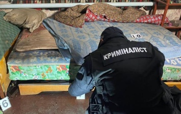 На Одессчине мужчина зарезал односельчанина и спрятал тело в диван