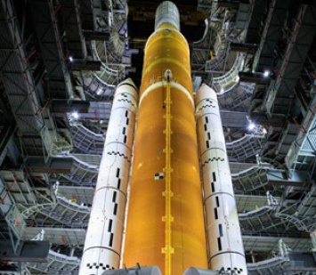 NASA заключило контракт с Northrop Grumman на производство ускорителей для лунных ракет и полетов в дальний космос