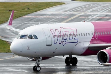 Wizz Air до весны отменяет 20 направлений из Украины - полный список замороженных рейсов