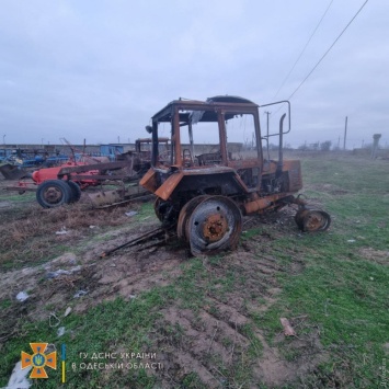 Криминальная война в Бессарабии: в Одесской области фермеру сожгли еще четыре трактора