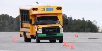 Школьный автобус удивил результатом «лосиного теста» (видео)