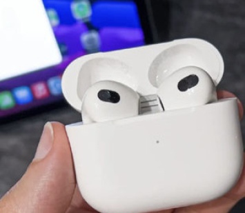 Apple выпустила инструмент для обновления прошивки AirPods